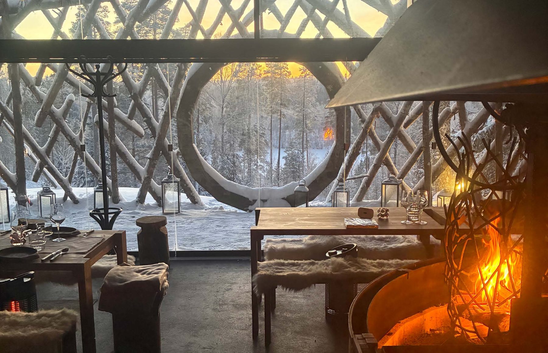 Sauna lounge looking out to the snowy forest